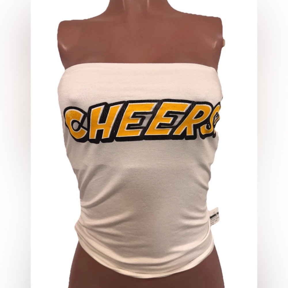 Trendy White 'Cheers' Crop Top